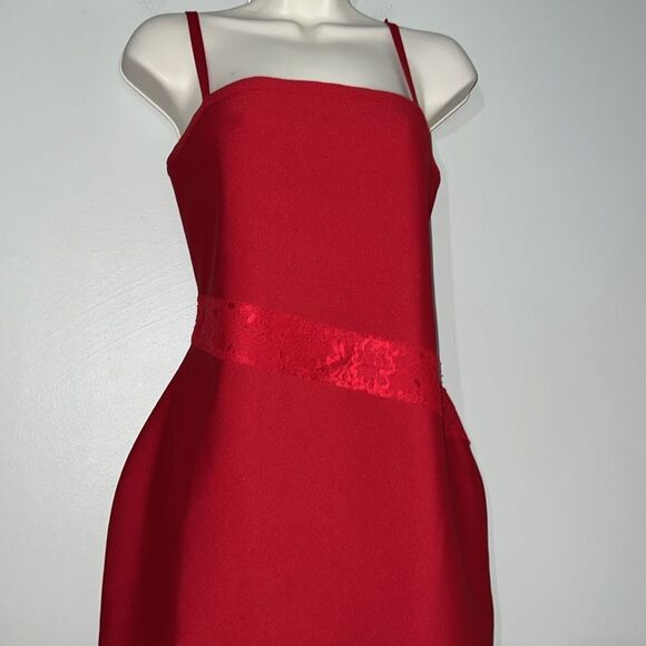 Venus Lace Detail Red Dress size XL - Picture 6 of 10